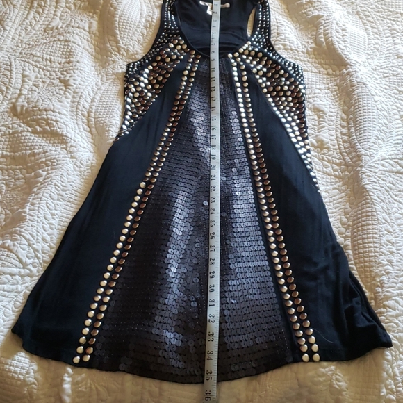 beautiful dress - Picture 3 of 5